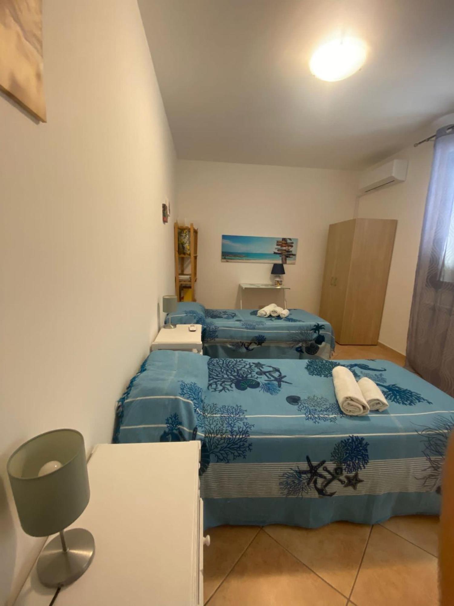 A Casa Di Loretta Leilighet Terrasini Eksteriør bilde